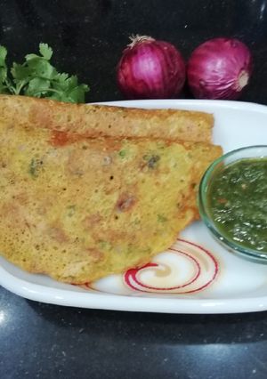A picture of Besan Onion Cheela.