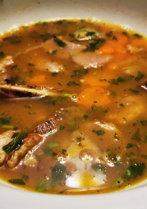 Una foto de Caldo de NEW York Steak & Vegetales