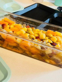 A picture of Fruit chat.
