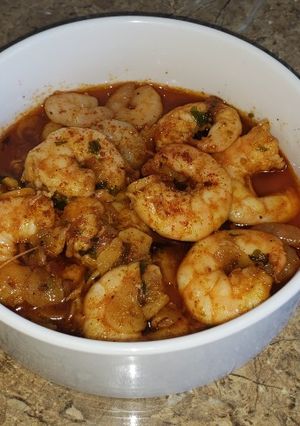 Una foto de Langostinos (camarones) al Pil pil 🇪🇦
