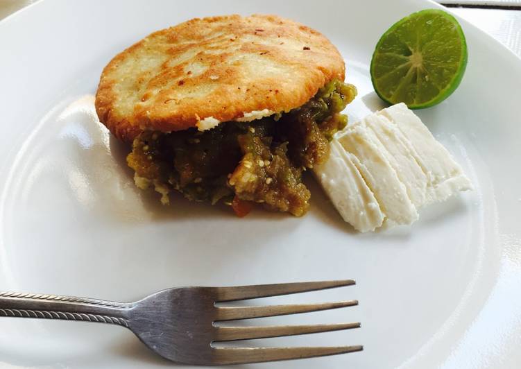 Chicharron en salsa verde