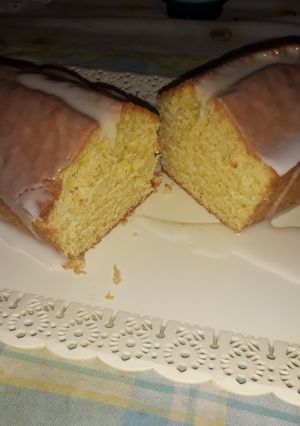 Una foto de Budín de limón esponjoso, riquísimo😙