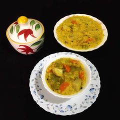 A picture of Broken Wheat Dal Porridge.