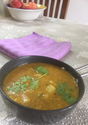 A picture of Boiled arbi(colocasia) in curd gravy.