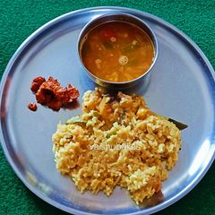 A picture of Pumpkin and Toor Daal Masala Veg Khichdi.