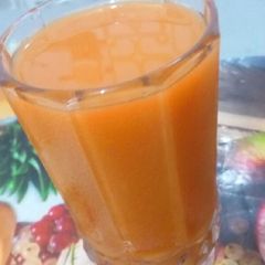 A picture of Carrot and orange drink!.