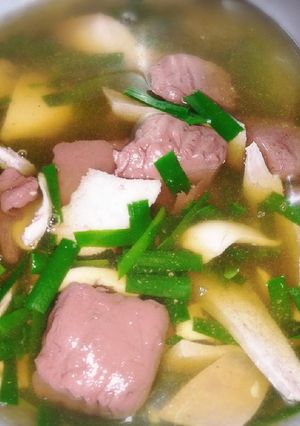 รูปของ ต้มเลือดหมูกุยช่ายเซี่ยงจี๊ตับ