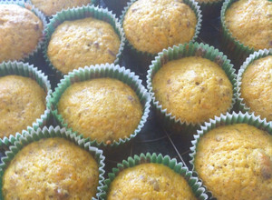 Una foto de Cupcakes de zanahoria y/o manzana