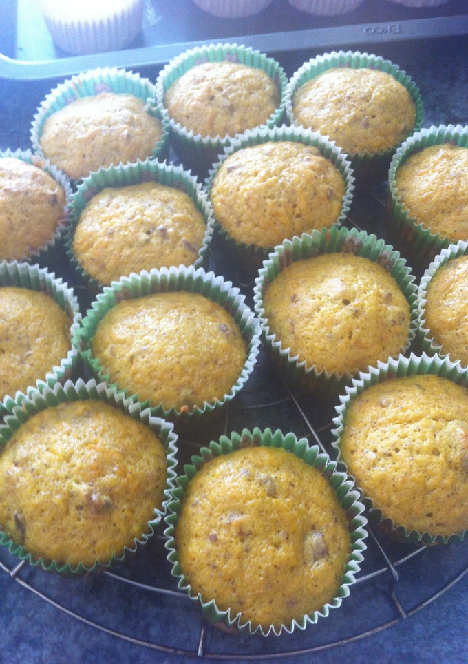 Una foto de Cupcakes de zanahoria y/o manzana