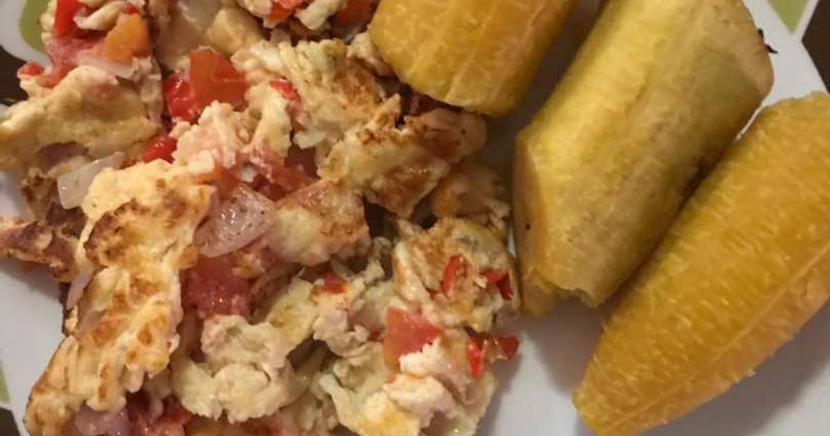 Boiled Plantain and Scrambled Eggs Recipe by Amaka Udekwe Cookpad