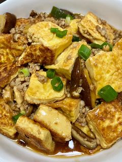 家常紅燒豆腐煲 的食譜成品照片