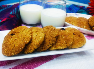 A picture of Wheat flour oats cookies.