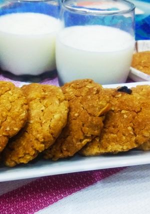 A picture of Wheat flour oats cookies.