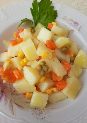 Una foto de Ensalada jardinera