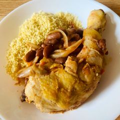 A picture of Tunisian tomato Couscous.