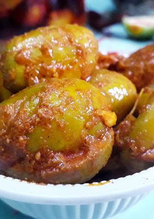A picture of Ambra/aamda pickle.