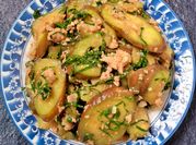 A picture of cà tím xào tỏi