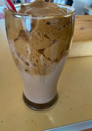 Dalgona kávé kakaóval recept fotója