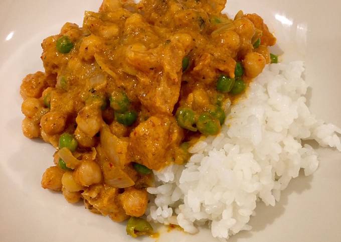 Spicy Thai Red Curry with Chickpeas recipe main photo