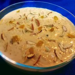 A picture of Rice kheer.