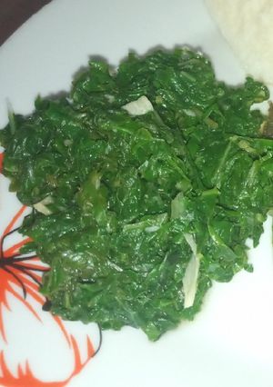 A picture of Sauteed spinach.