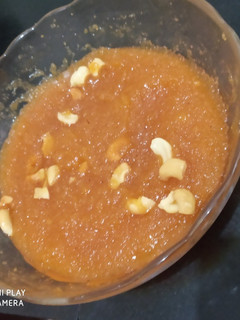 ரவா கேசரி (Rava Kesari Recipe in Tamil) செய்முறை முக்கிய புகைப்படம்