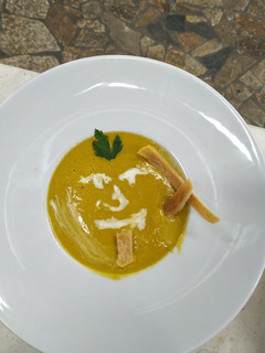 A picture of Créme Carrot Soup.