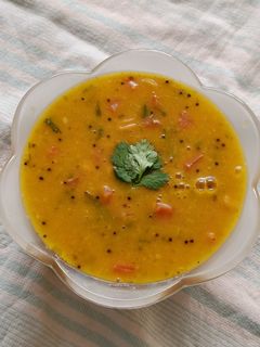 ગુજરાતી દાળ (Gujarati Dal Recipe In Gujarati) રેસીપી મુખ્ય ફોટો
