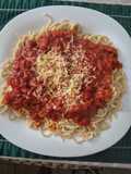 Tallarines caseros al huevo con salsa de tomate italiana