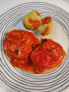 Una foto de Merluza en salsa de piquillos light