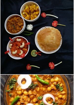 A picture of Chana masala.