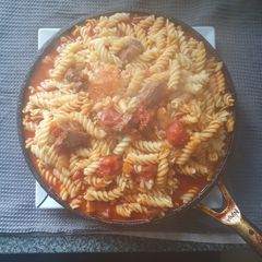 A picture of Beef Rump Steak Pasta in Tomato Sauce.