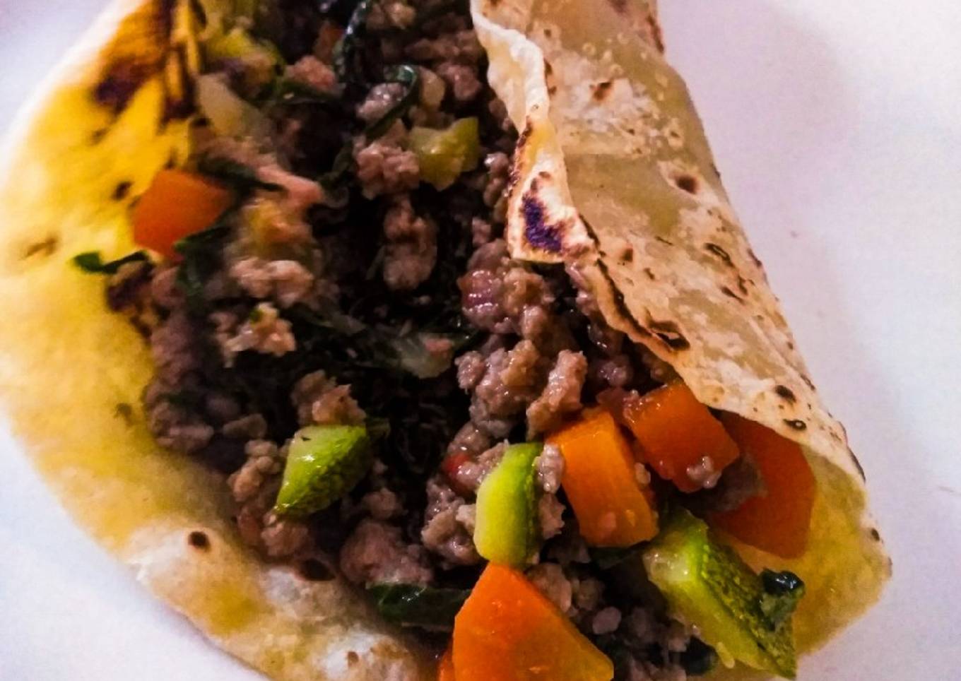 Tacos de molida y vegetales