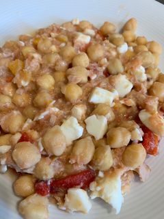 Una foto de Garbanzos con verduras
