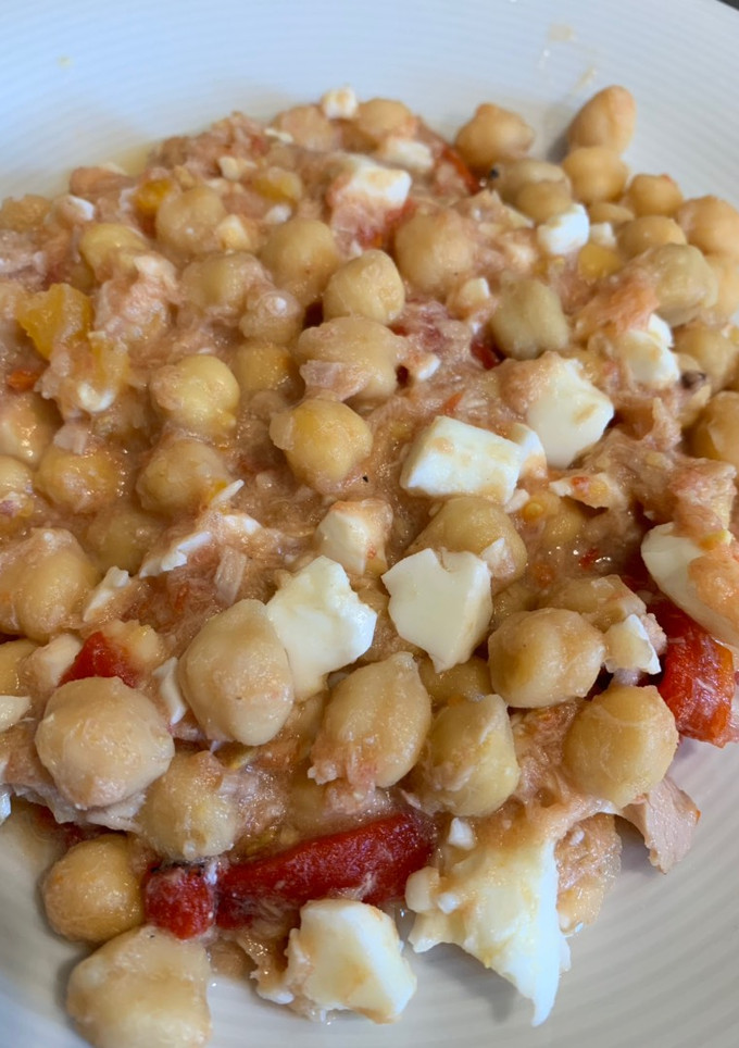 Una foto de Garbanzos con verduras