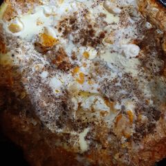 A picture of Tasty Dum egg Pizza style.