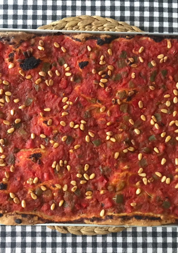 Una foto de "Pizza valenciana", o coca de viernes, 🌱