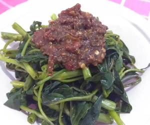 Praktis, Membuat Rujak Kangkung Dadakan Mantul Banget