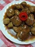كرات اللحم بالصوص البني