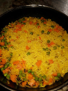 वेज पुलाव (veg pulao recipe in hindi) रेसिपी मुख्य फोटो