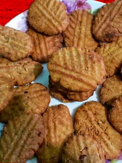 ठेकुआ (thekua recipe in Hindi) रेसिपी मुख्य फोटो
