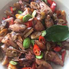 รูปของ Tumis cumi asin pete