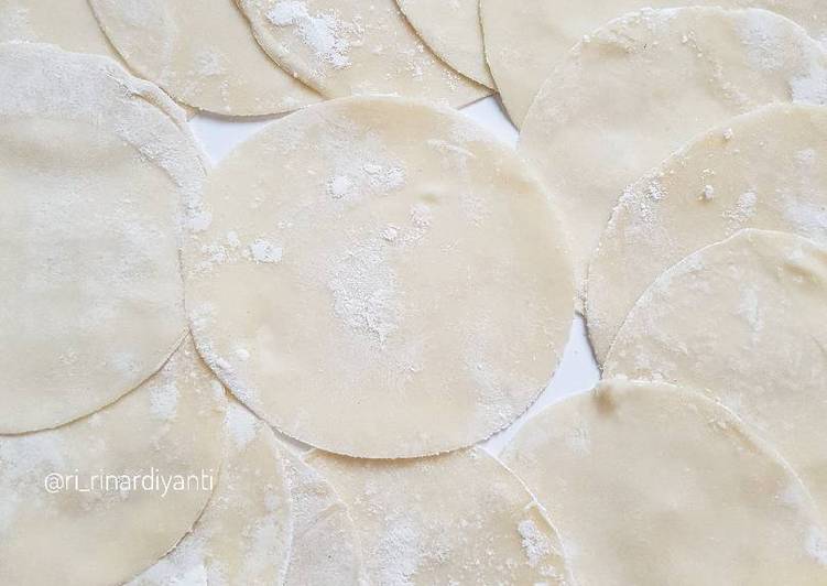 Bagaimana Membuat 99. Kulit Gyoza Homemade (Tutorial) yang Lezat Sekali