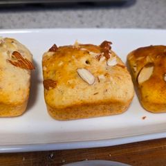 A picture of Almond tea cakes.