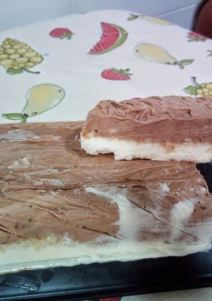 Foto principal de Barra de helado de nata y chocolate en thermomix