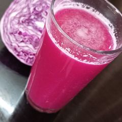A picture of Red cabbage juice.