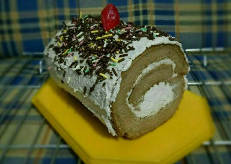 Mocca Roll Cake