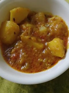 बैंगन आलू की सब्जी (baingan aloo ki sabzi reicpe in Hindi) रेसिपी मुख्य फोटो