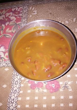 A picture of Rajma carry.