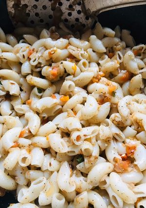 A picture of Macaroni.
